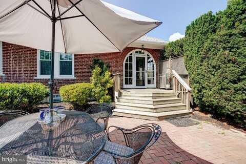 919 SKIPPACK PIKE, BLUE BELL, PA 19422