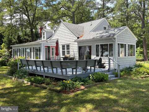 924 BLACKBEARD POND ROAD, HAGUE, VA 22469