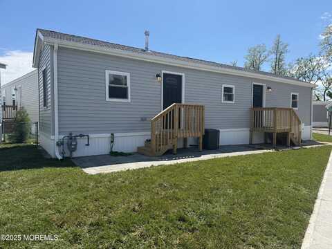 17 Avenue D, Hazlet, NJ 07734