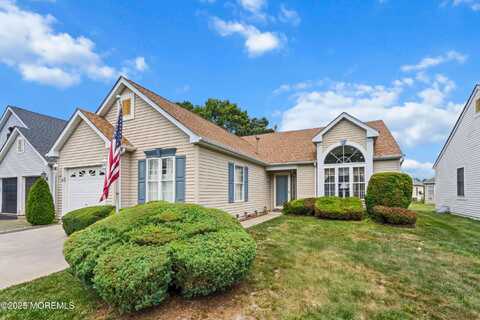 9 Penny Lane, Jackson, NJ 08527