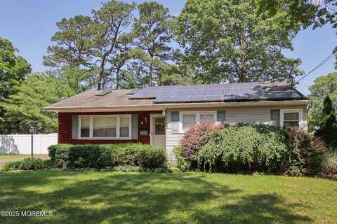 8 N Cherokee Lane, Brick, NJ 08724