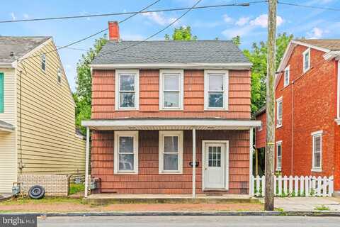 612 WALNUT STREET, LEBANON, PA 17042