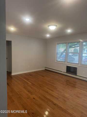 96 East Avenue, Atlantic Highlands, NJ 07716