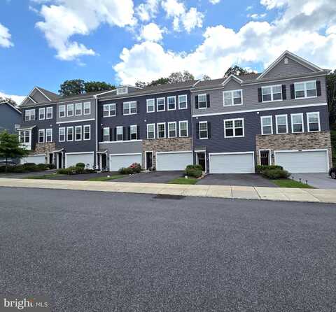 320 DAWSON PLACE, DOWNINGTOWN, PA 19335