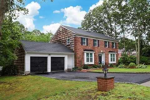 2 Evans Lane, Farmingville, NY 11738