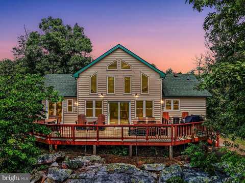 1701 SPARROW HILL ROAD, PAW PAW, WV 25434