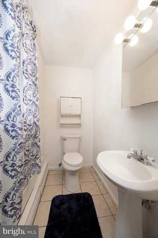 222 COLLINGDALE AVENUE, COLLINGDALE, PA 19023