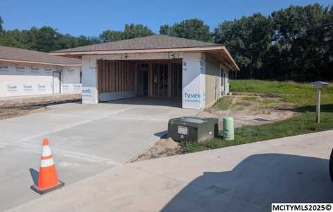 534 River Bend Court, MASON CITY, IA 50401