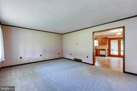 960 FURNACE HILLS PIKE, LITITZ, PA 17543