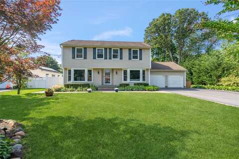 42 Colonial Street, East Northport, NY 11731