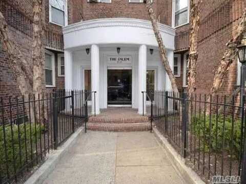 7215 37th Avenue, Jackson Heights, NY 11372