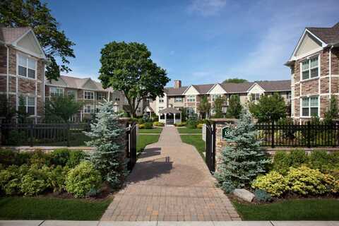 150 Secatogue Avenue, Farmingdale, NY 11735