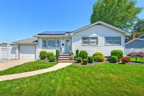 239 N Walnut Street, Massapequa, NY 11758