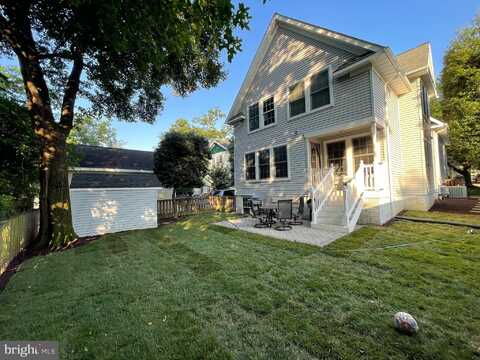 210 N OAK STREET, FALLS CHURCH, VA 22046