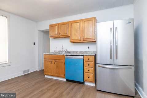 806 BROWN STREET, WILMINGTON, DE 19805