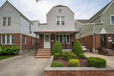 171-41 Courtney Avenue, Flushing, NY 11358