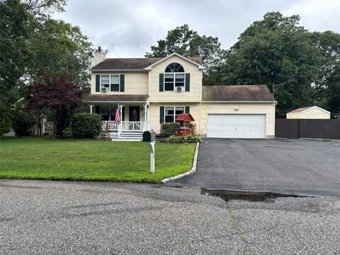 316 Whittier Drive, Mastic Beach, NY 11951