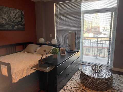 1215 Broadway, Astoria, NY 11106