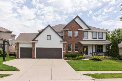 1213 S 195th Street, Omaha, NE 68130
