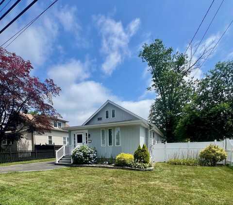 234 S 7th Street, Lindenhurst, NY 11757