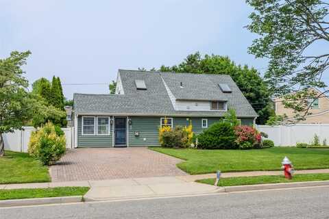 59 Acre Lane, Hicksville, NY 11801