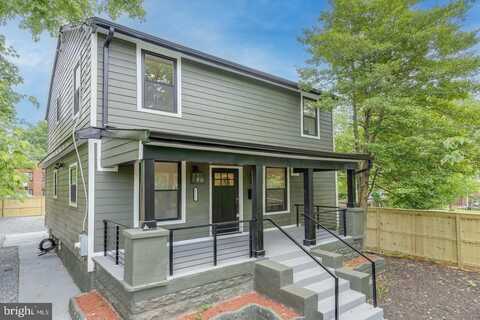 4252 DIX STREET NE, WASHINGTON, DC 20019