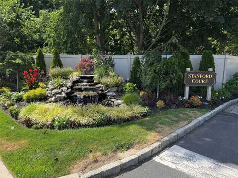 1 Stanford Court, Wantagh, NY 11793