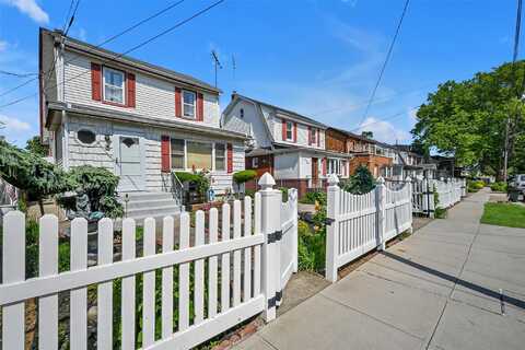92-05 218th Place, Queens Village, NY 11428