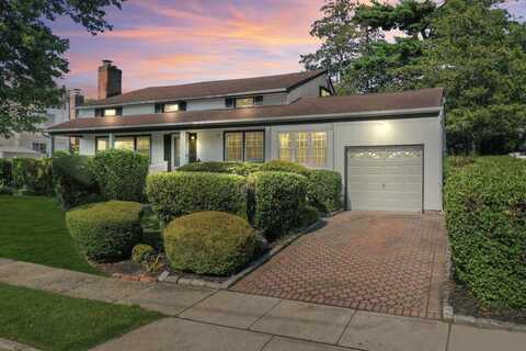 55 Laurel Drive, Massapequa Park, NY 11762