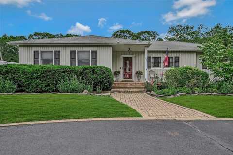 451 Sayville Boulevard, Sayville, NY 11782