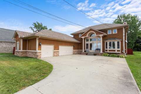 32424 Robeson Street, Saint Clair Shores, MI 48082