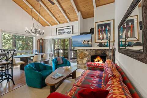 2755 North Lake Boulevard, Tahoe City, CA 96145