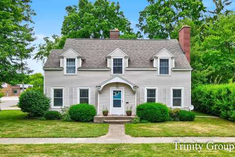 103 E Elm Street, Fremont, MI 49412