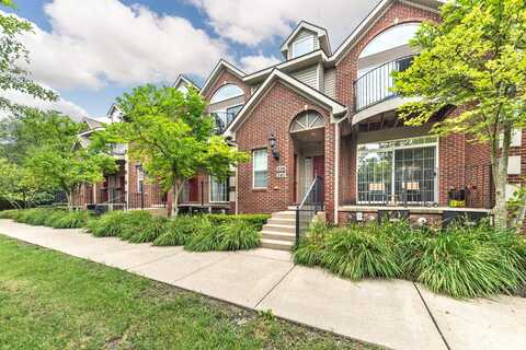241 W Oakbrook Drive, Ann Arbor, MI 48103
