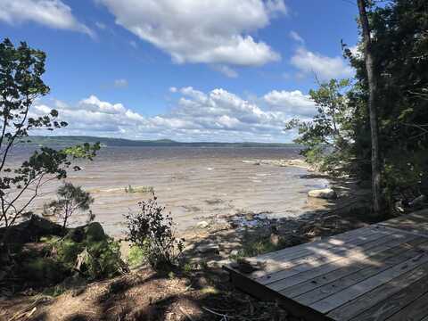 25 Dylan Drive, Waltham, ME 04605
