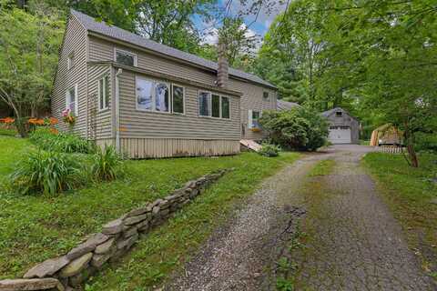 131 River Road, Newcastle, ME 04553