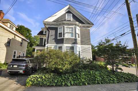 75 S South Park Street, Bangor, ME 04401