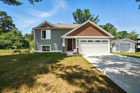 6593 N Maple Hill Road, Howard City, MI 49329