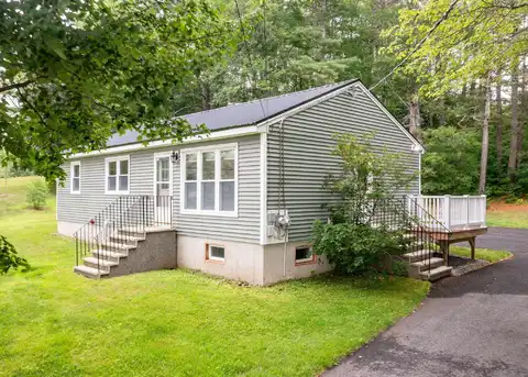 919 College Street, Lewiston, ME 04240