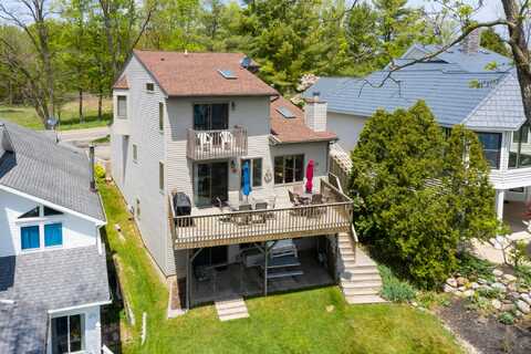 15525 S M-43 Highway, Hickory Corners, MI 49060