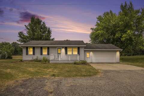 13280 Bradshaw Street NE, Gowen, MI 49326