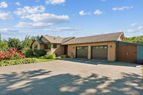723 Pond Road, Sidney, ME 04330