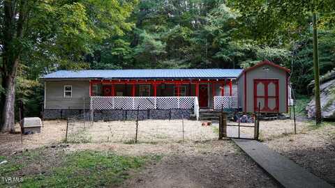 7490 Highway 19-E, Roan Mountain, TN 37687