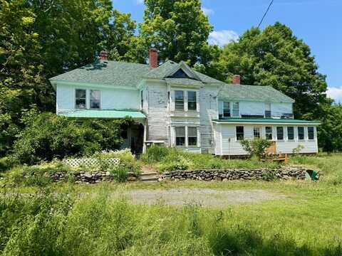 610 E Sangerville Road, Sangerville, ME 04479