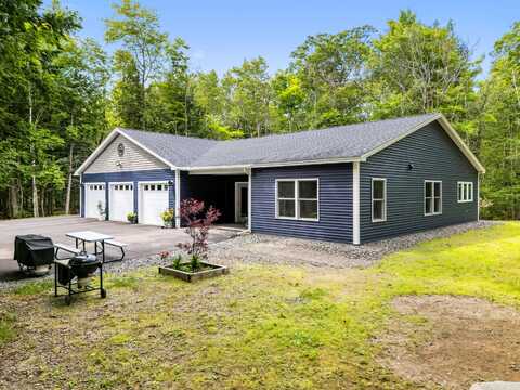 62 Cobb Road, Stetson, ME 04488