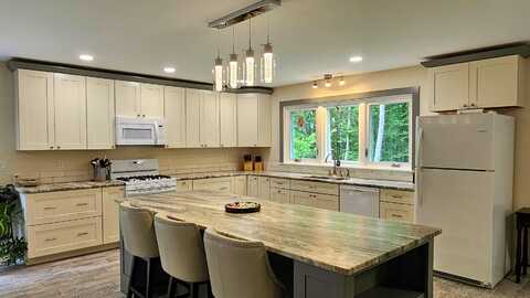 62 Cobb Road, Stetson, ME 04488