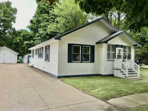 323 N Kalamazoo Street, White Pigeon, MI 49099