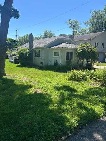 3817 Woodview Avenue, West Bloomfield, MI 48324