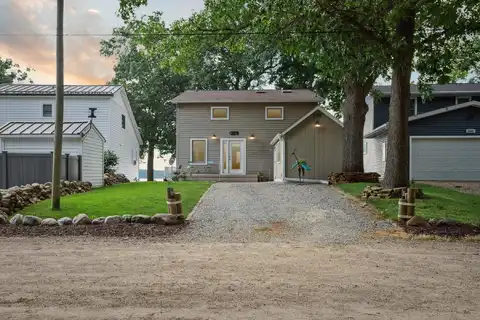 5090 Schrah Drive, Munith, MI 49259
