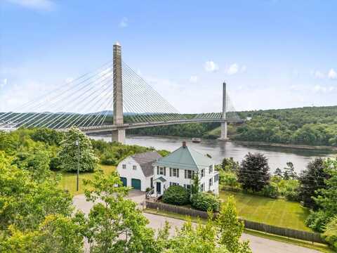 1407 US Highway 1, Prospect, ME 04981